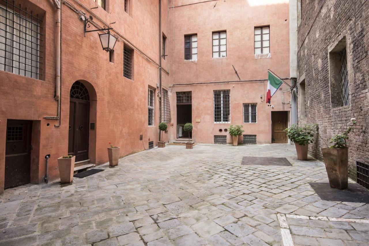 La Terrazza Sul Campo-Rooms Only Сиена Екстериор снимка