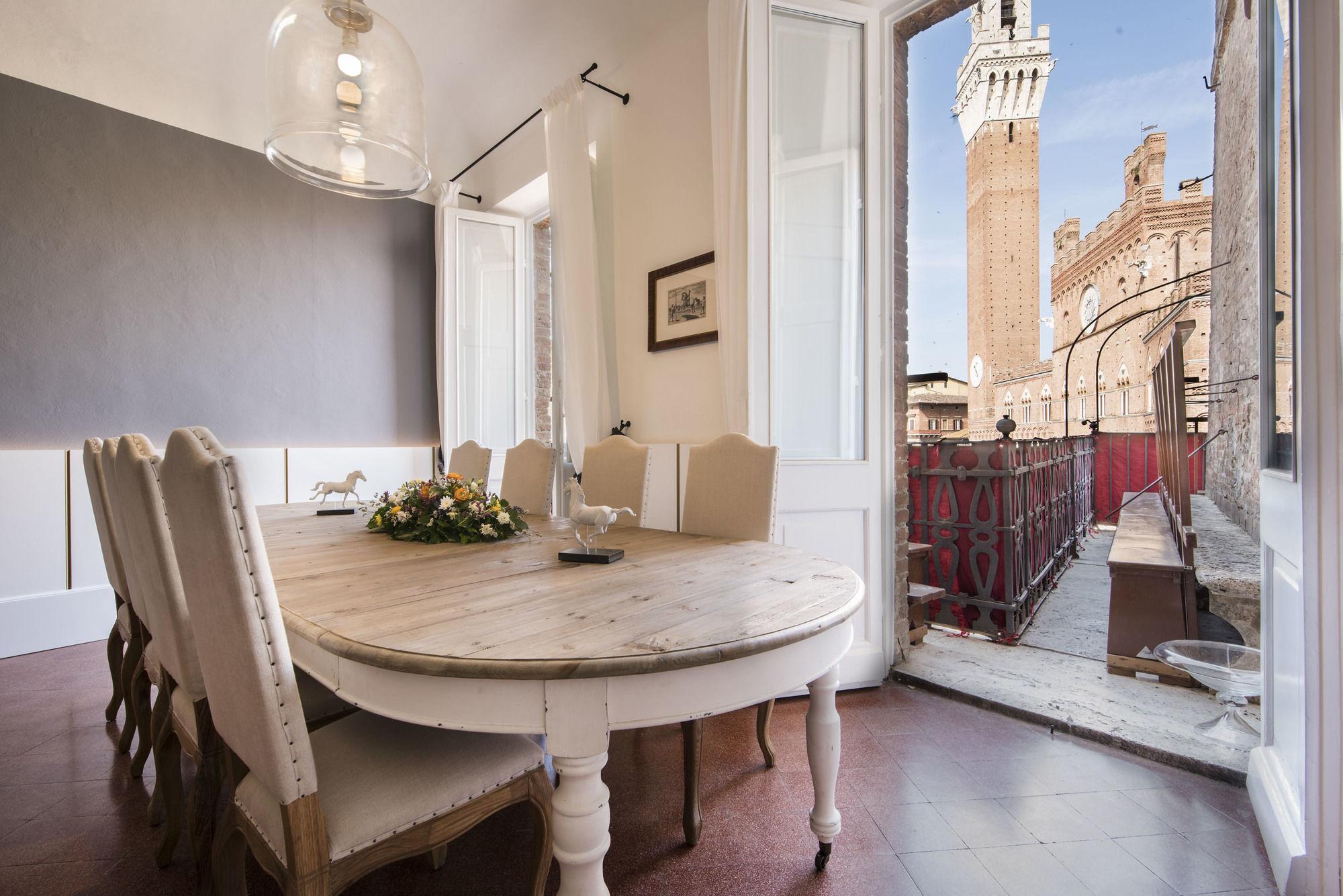 La Terrazza Sul Campo-Rooms Only Сиена Екстериор снимка