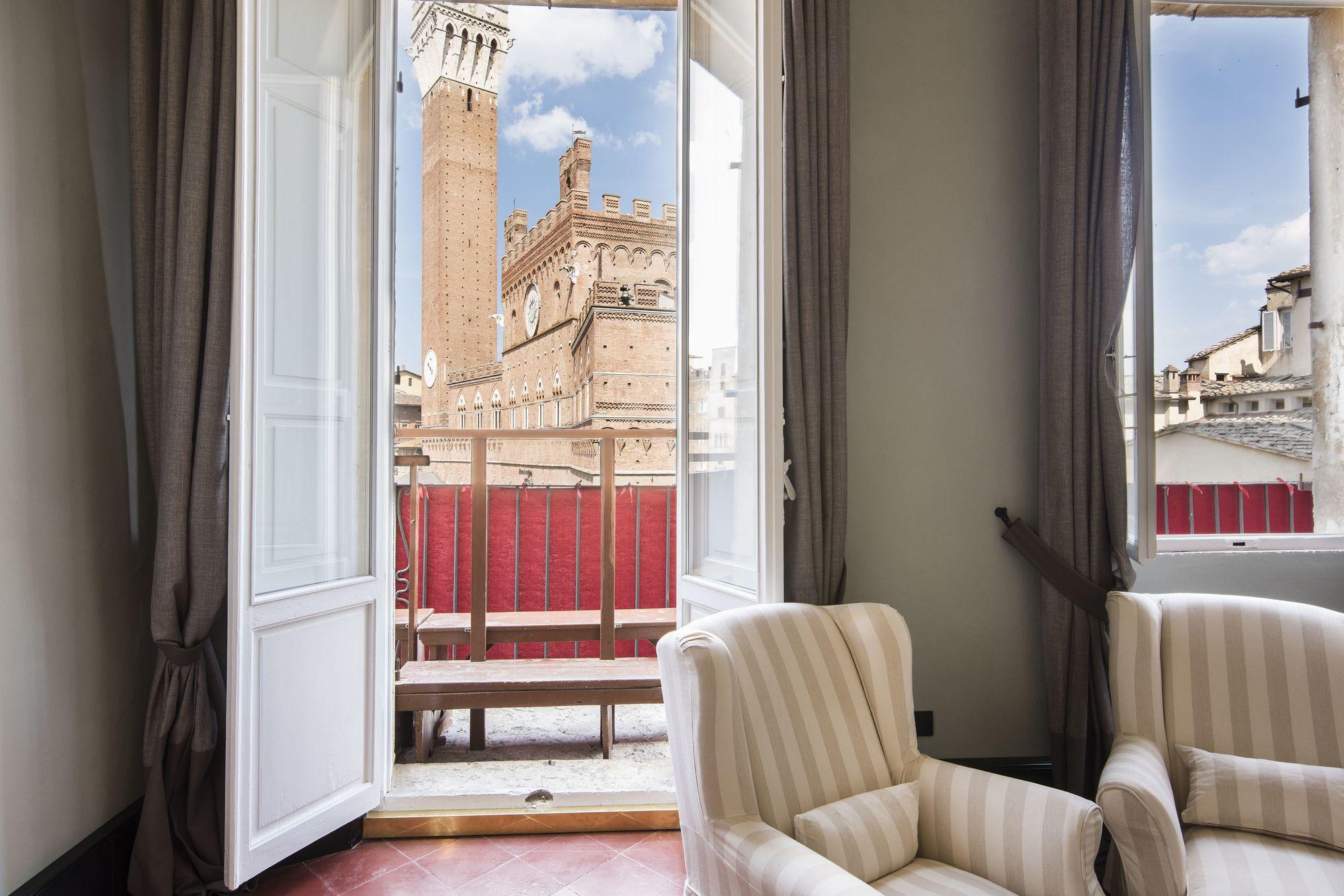 La Terrazza Sul Campo-Rooms Only Сиена Екстериор снимка